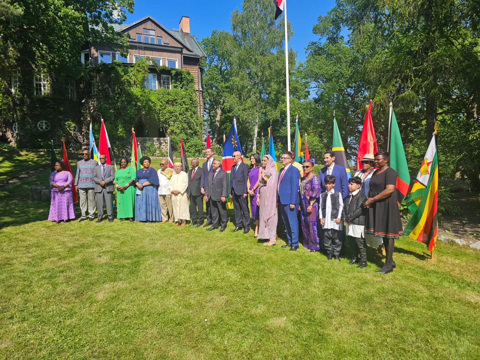 Diaspora Networking